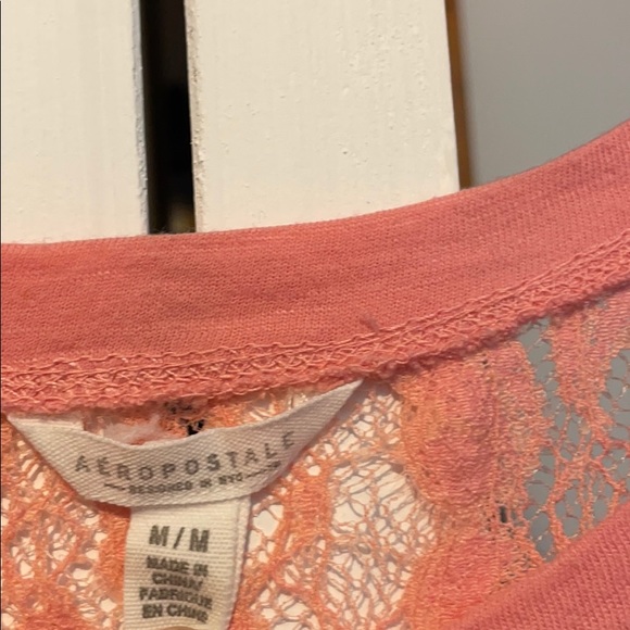 Pink lace tank top - Picture 2 of 3